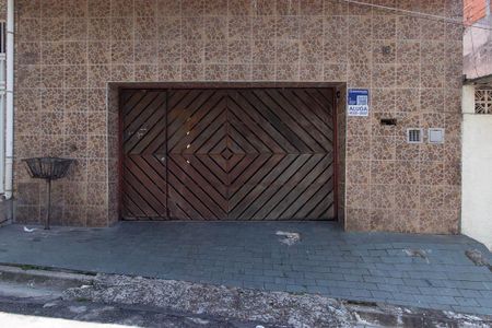 Casa para alugar com 80m², 3 quartos e sem vagaFachada