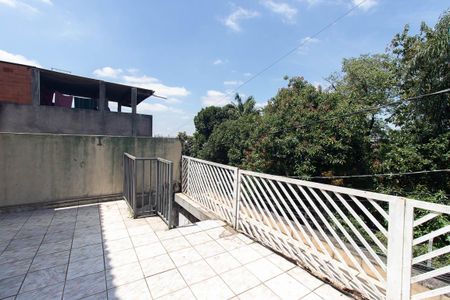 Casa para alugar com 80m², 3 quartos e sem vagaVaranda