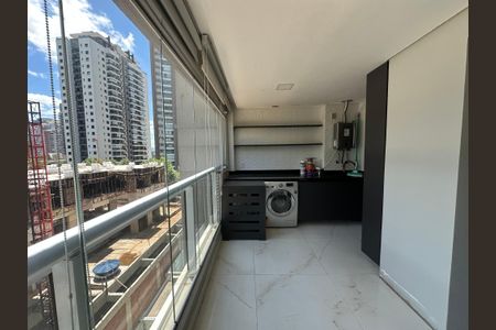 Apartamento para alugar com 67m², 1 quarto e 1 vaga Apartamento para alugar com 67m², 1 quarto e 1 vagaVaranda