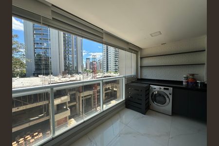 Apartamento para alugar com 67m², 1 quarto e 1 vaga Apartamento para alugar com 67m², 1 quarto e 1 vagaVaranda