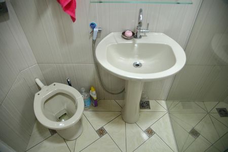 Casa para alugar com 125m², 2 quartos e 2 vagasBanheiro 