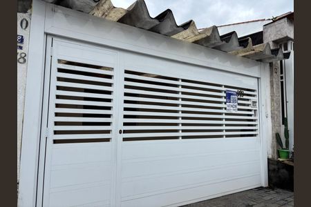 Casa para alugar com 125m², 2 quartos e 2 vagasFachada