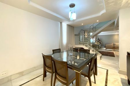 Apartamento à venda com 200m², 6 quartos e 4 vagasSala de Jantar