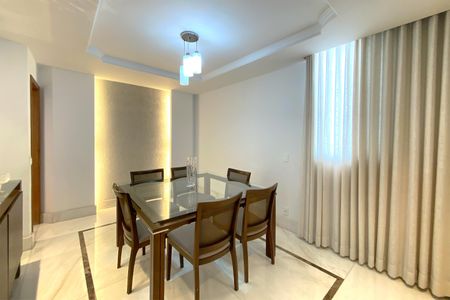 Apartamento à venda com 200m², 6 quartos e 4 vagasSala de Jantar