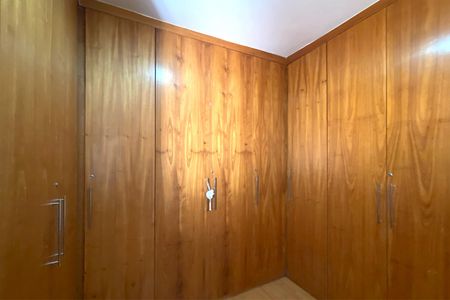 Apartamento à venda com 200m², 6 quartos e 4 vagasSuíte 2