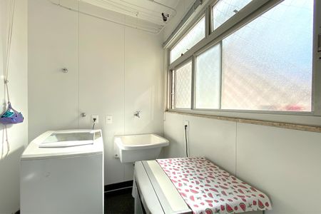 Apartamento à venda com 200m², 6 quartos e 4 vagasÁrea de Serviço