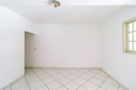 Casa para alugar com 110m², 2 quartos e 1 vaga