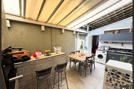 Foto 01 de casa à venda com 3 quartos, 126m² em Castelo, Belo Horizonte