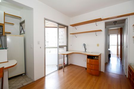 Apartamento para alugar com 48m², 1 quarto e 1 vagaSala e Cozinha