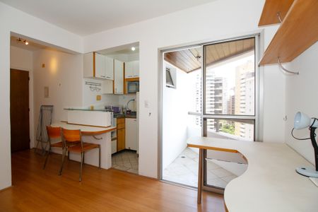 Apartamento para alugar com 48m², 1 quarto e 1 vagaSala e Cozinha