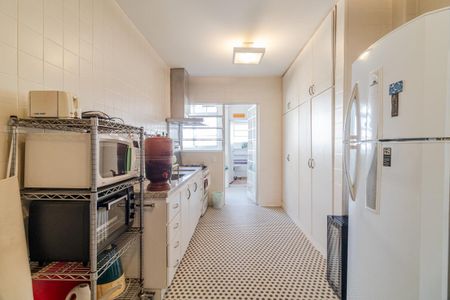 Apartamento para alugar com 157m², 3 quartos e 1 vagaCozinha