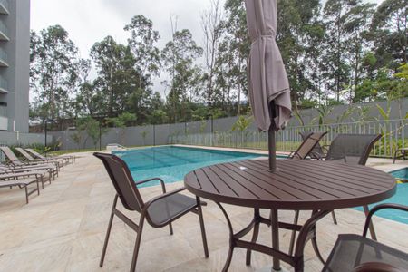 Apartamento para alugar com 40m², 2 quartos e 1 vagaÁrea comum - Piscina