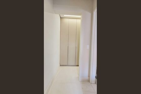 Apartamento à venda com 168m², 4 quartos e 4 vagas