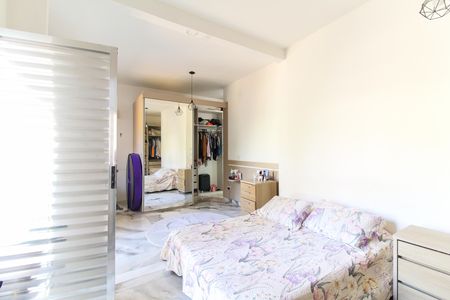 Casa para alugar com 450m², 4 quartos e 3 vagas Casa para alugar com 450m², 4 quartos e 3 vagasSuíte 3