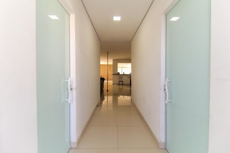 Casa para alugar com 450m², 4 quartos e 3 vagas Casa para alugar com 450m², 4 quartos e 3 vagasVaranda das Suítes
