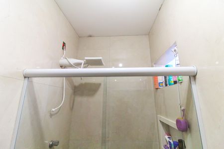 Casa para alugar com 450m², 4 quartos e 3 vagas Casa para alugar com 450m², 4 quartos e 3 vagasBanheiro da Suíte 2