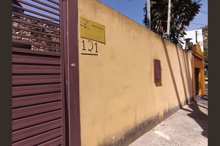 Casa à venda com 245m², 3 quartos e 2 vagasFachada