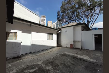 Casa à venda com 245m², 3 quartos e 2 vagasQuintal