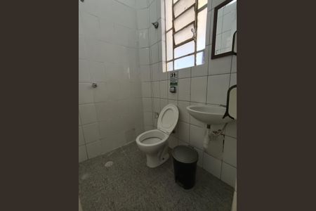 Casa à venda com 245m², 3 quartos e 2 vagasBanheiro Cozinha