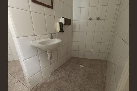 Casa à venda com 245m², 3 quartos e 2 vagasBanheiro Suíte