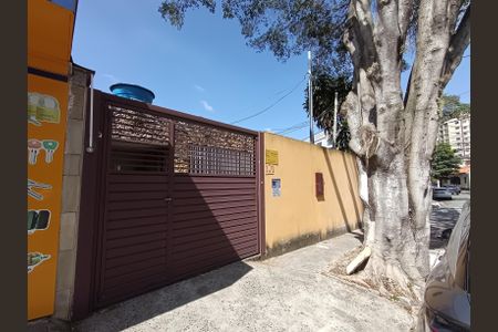 Casa à venda com 245m², 3 quartos e 2 vagasFachada