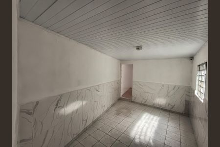 Casa à venda com 245m², 3 quartos e 2 vagasSuíte