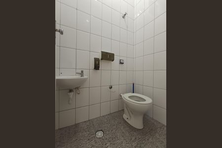 Casa à venda com 245m², 3 quartos e 2 vagasBanheiro Social