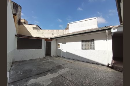 Casa à venda com 245m², 3 quartos e 2 vagasQuintal