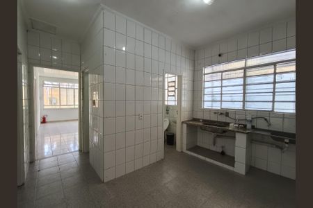 Casa à venda com 245m², 3 quartos e 2 vagasCozinha