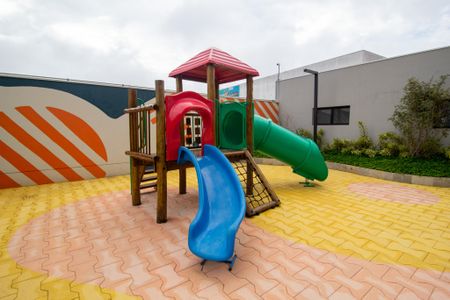 Apartamento para alugar com 92m², 2 quartos e 2 vagasÁrea comum - Playground