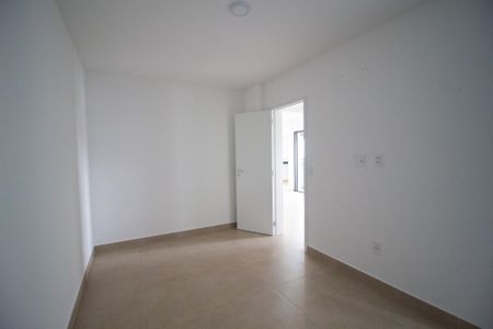 Apartamento para alugar com 92m², 2 quartos e 2 vagasSuite 