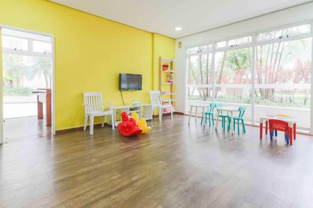 Apartamento à venda com 75m², 3 quartos e 2 vagas Apartamento à venda com 75m², 3 quartos e 2 vagasBrinquedoteca