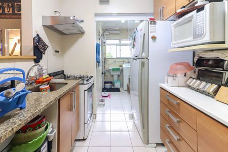 Apartamento à venda com 75m², 3 quartos e 2 vagas Apartamento à venda com 75m², 3 quartos e 2 vagasCozinha e Área de Serviço