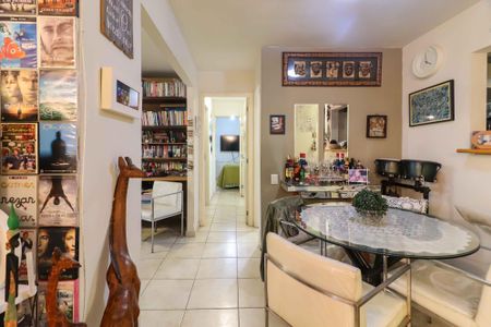 Apartamento à venda com 75m², 3 quartos e 2 vagas Apartamento à venda com 75m², 3 quartos e 2 vagasSala