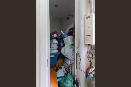 Apartamento à venda com 75m², 3 quartos e 2 vagas Apartamento à venda com 75m², 3 quartos e 2 vagasCozinha e Área de Serviço