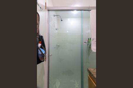 Apartamento à venda com 75m², 3 quartos e 2 vagas Apartamento à venda com 75m², 3 quartos e 2 vagasBanheiro 1