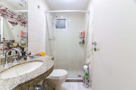 Apartamento à venda com 75m², 3 quartos e 2 vagas Apartamento à venda com 75m², 3 quartos e 2 vagasBanheiro 2