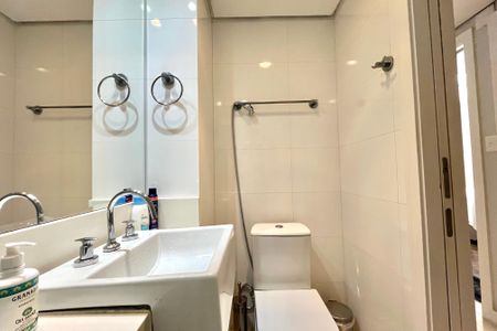 Apartamento à venda com 103m², 2 quartos e 1 vagaBanheiro Corredor
