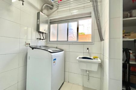 Apartamento à venda com 103m², 2 quartos e 1 vagaÁrea de Serviço