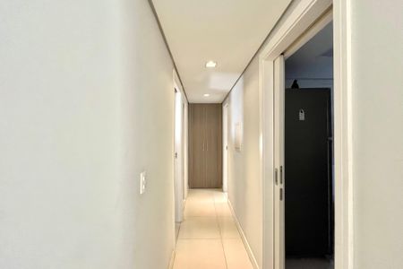 Apartamento à venda com 103m², 2 quartos e 1 vagaCorredor