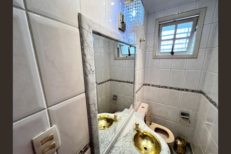 Casa à venda com 200m², 4 quartos e 3 vagasLavabo