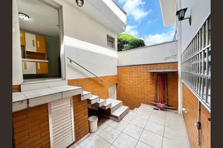 Casa à venda com 200m², 4 quartos e 3 vagasQuintal