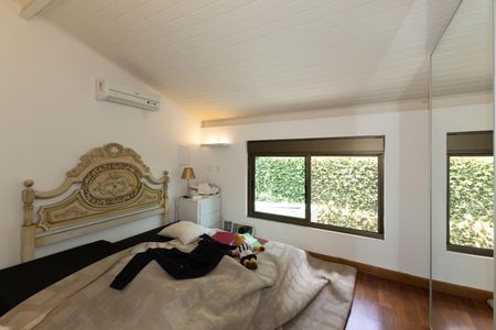 Casa de condomínio para alugar com 500m², 4 quartos e 5 vagasSuíte 2