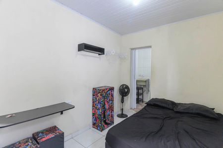 Kitnet de casa para alugar com 1 quarto, 28m² em Cidade Continental, São Paulo
