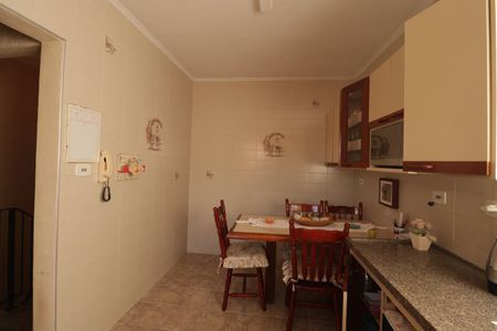 Casa para alugar com 70m², 2 quartos e 1 vagaCozinha