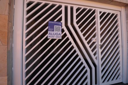 Casa para alugar com 70m², 2 quartos e 1 vagaFachada