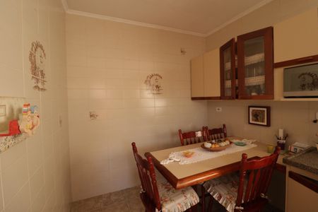 Casa para alugar com 70m², 2 quartos e 1 vagaCozinha