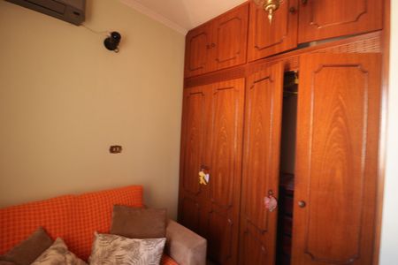 Casa para alugar com 70m², 2 quartos e 1 vagaQuarto