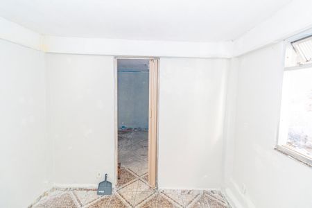 Sala de casa para alugar com 1 quarto, 34m² em Honório Gurgel, Rio de Janeiro