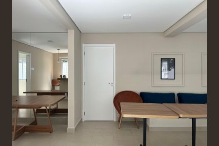 Apartamento para alugar com 27m², 1 quarto e sem vagaÁrea comum - Salão de festas